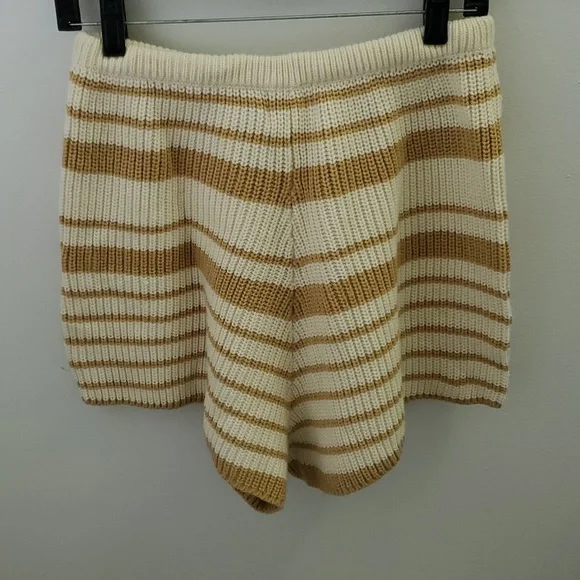 Sabo Knit Shorts Size Medium Cream and Tan - Picture 4 of 7